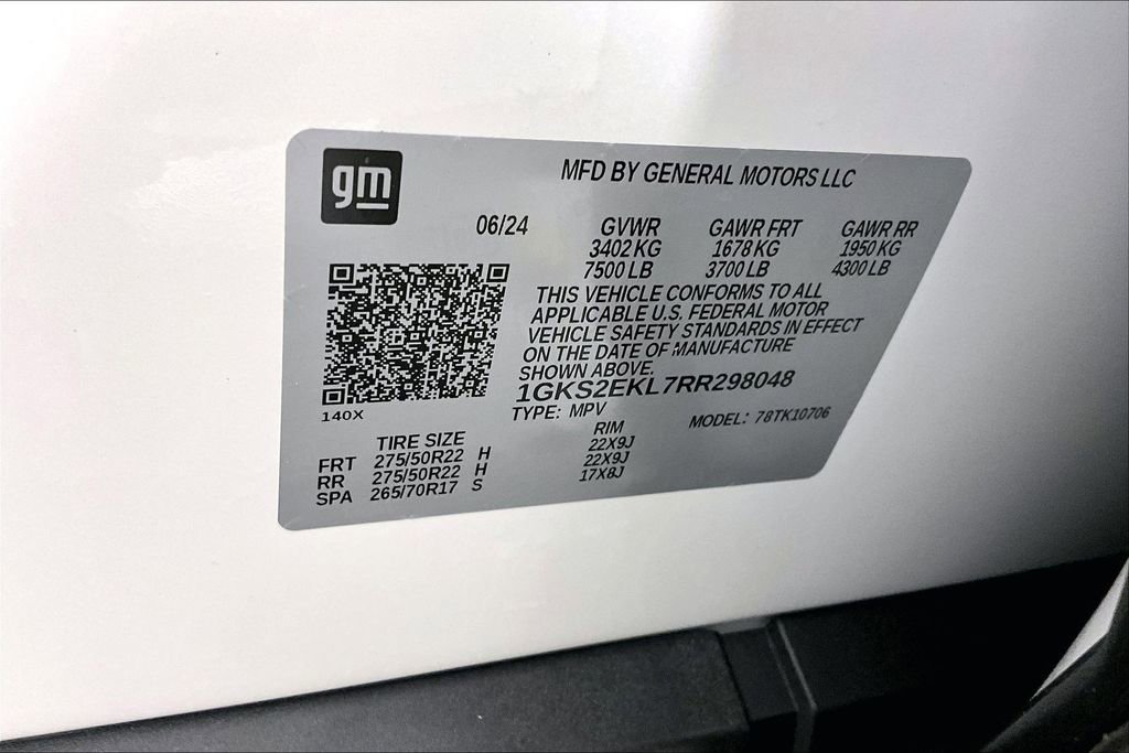 Certified 2024 GMC Yukon Denali Ultimate w/ LPO, Illumination Package AWD/4WD image 18