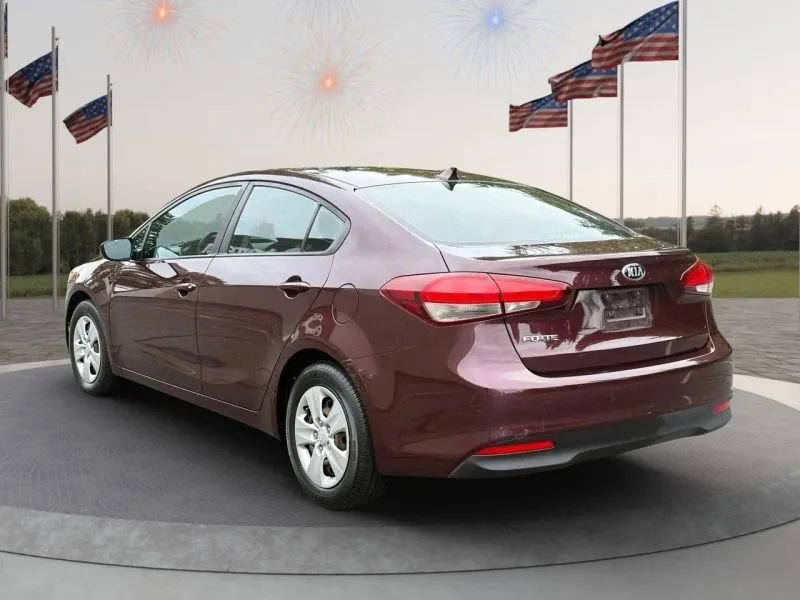Used 2018 Kia Forte LX image 7
