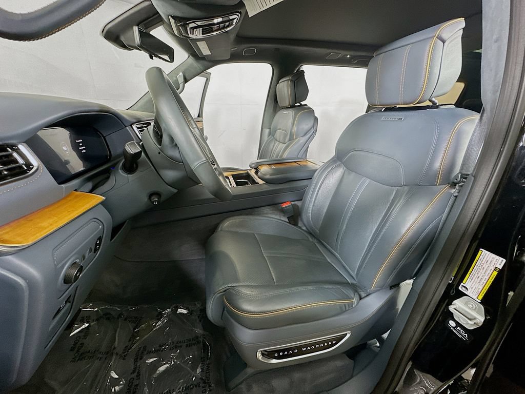 Used 2022 Jeep Grand Wagoneer Series II w/ Premium Group II AWD/4WD image 15