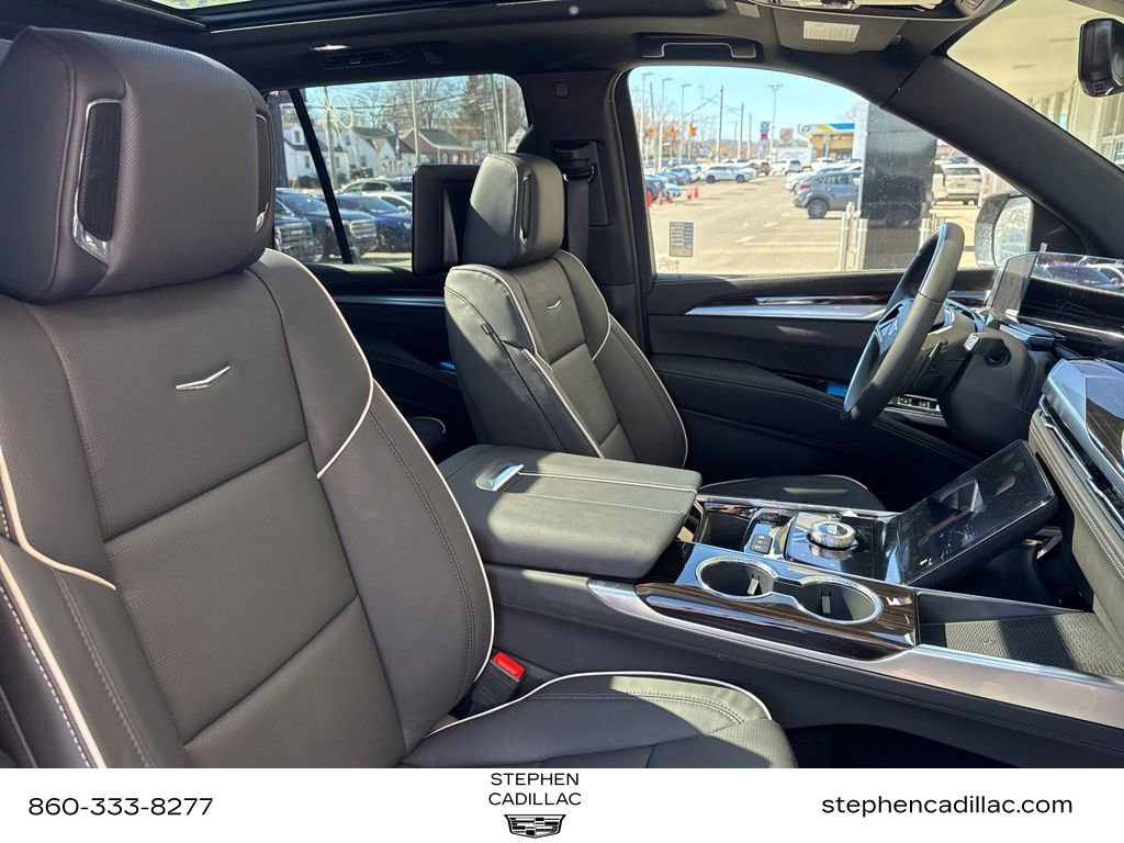 New 2026 Cadillac Escalade Luxury w/ Touring Package image 30