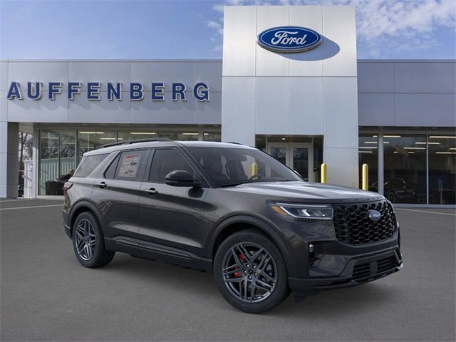New 2025 Ford Explorer ST image 7