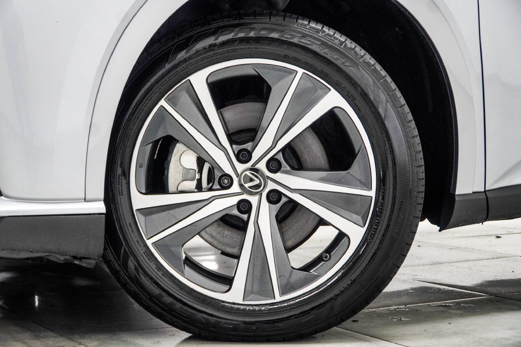 Used 2024 Lexus RX 350 Premium w/ Accessory Package (Z1) FWD image 8