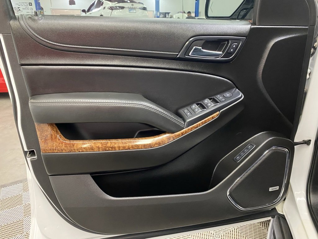 Used 2019 Chevrolet Suburban Premier image 20