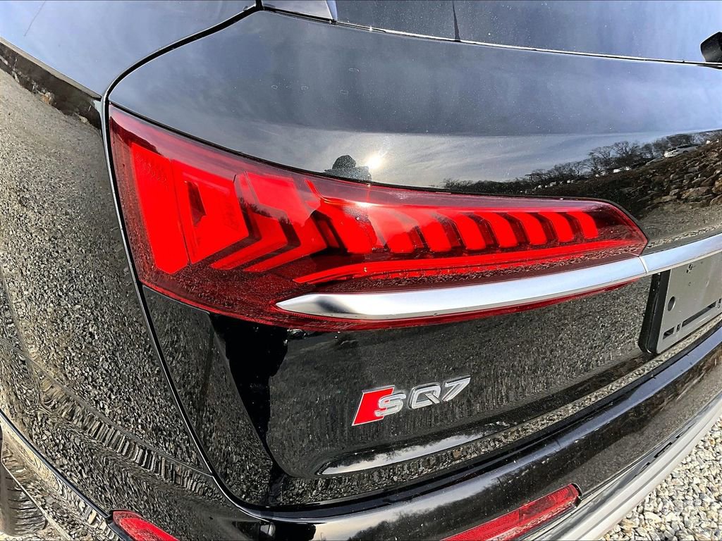 Used 2022 Audi SQ7 Premium Plus w/ SQ7 Executive Package image 29