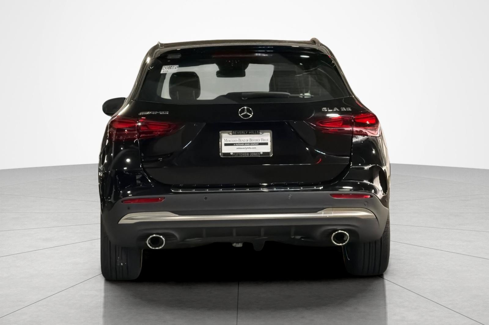 New 2026 Mercedes-Benz GLA 35 AMG 4MATIC image 4