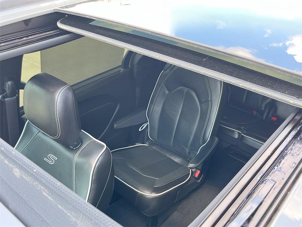 Used 2025 Chrysler Pacifica Limited image 21