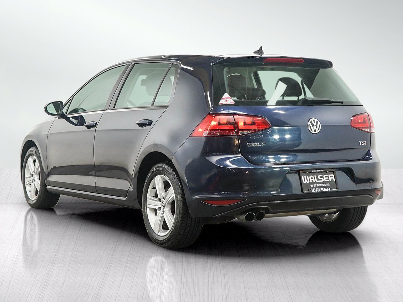 Used 2017 Volkswagen Golf Wolfsburg Edition FWD image 3