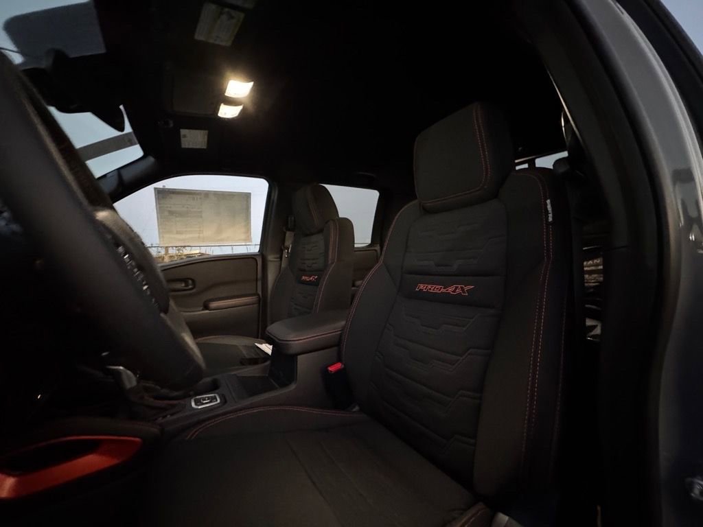 New 2026 Nissan Frontier PRO-4X w/ Pro-4x Convenience Package image 16