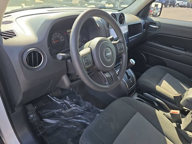 Used 2017 Jeep Patriot Sport w/ Power Value Group FWD image 16