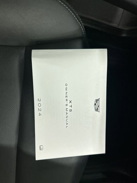 Used 2024 Cadillac XT5 Sportv w/ Technology Package image 36