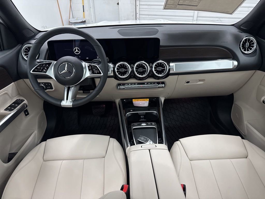 Used 2026 Mercedes-Benz GLB 250 image 22