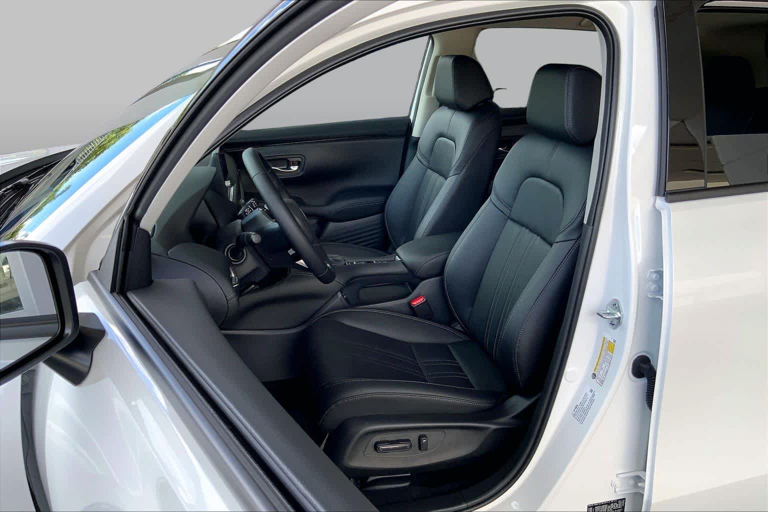 Used 2027 Honda HR-V EX-L image 8