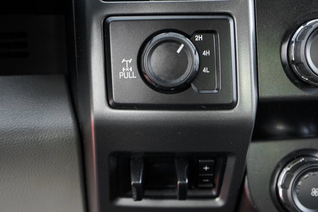 Used 2020 Ford F250 XLT w/ FX4 Off-Road Package AWD/4WD image 33