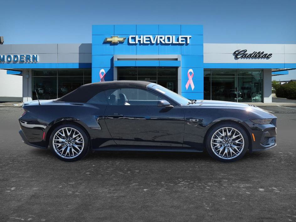 Used 2025 Ford Mustang GT Premium RWD image 6