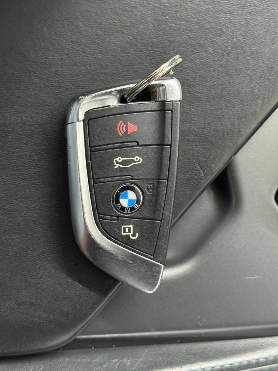 Used 2016 BMW i8 AWD/4WD image 21