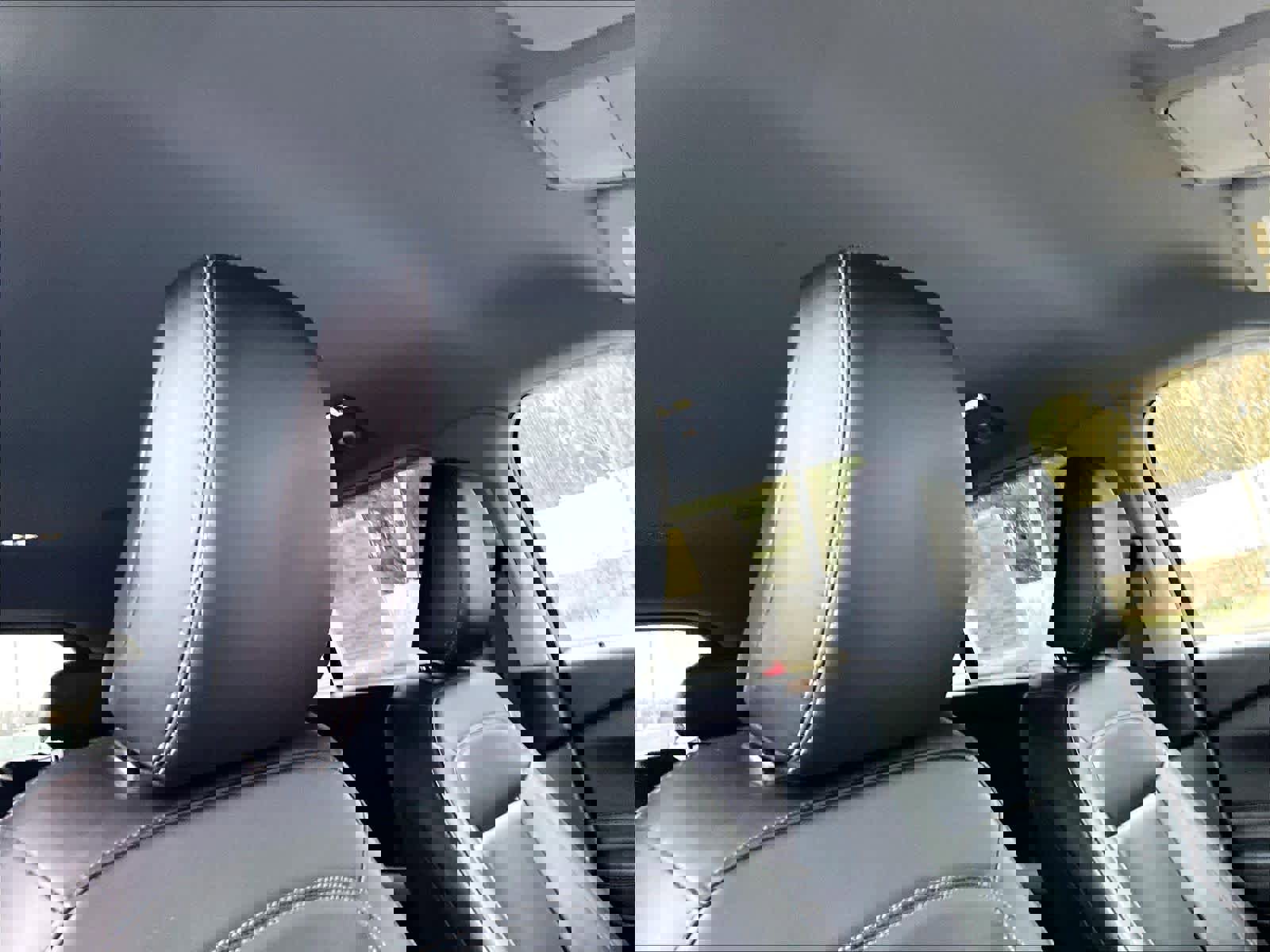 Used 2022 Ford Explorer XLT w/ Equipment Group 202A image 23