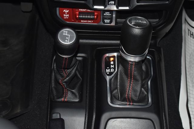 Certified 2020 Jeep Gladiator Rubicon w/ Cold Weather Group image 18