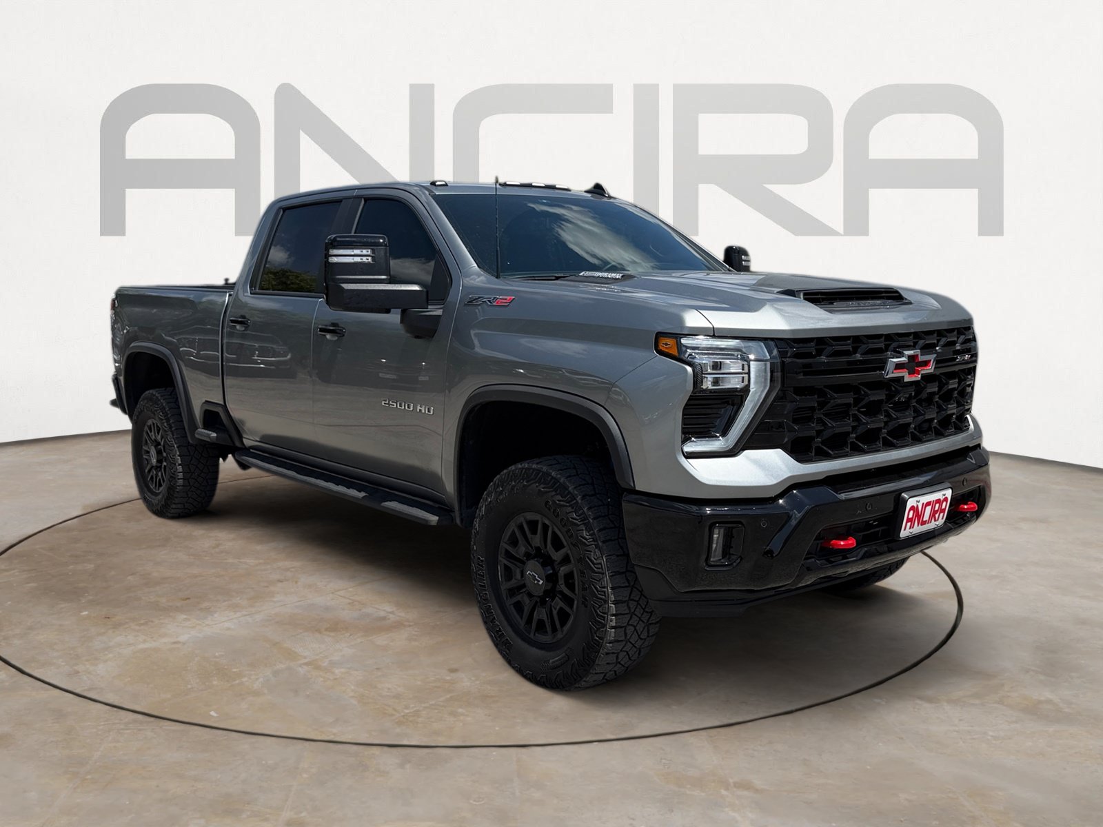 Used 2025 Chevrolet Silverado 2500 ZR2 AWD/4WD image 3