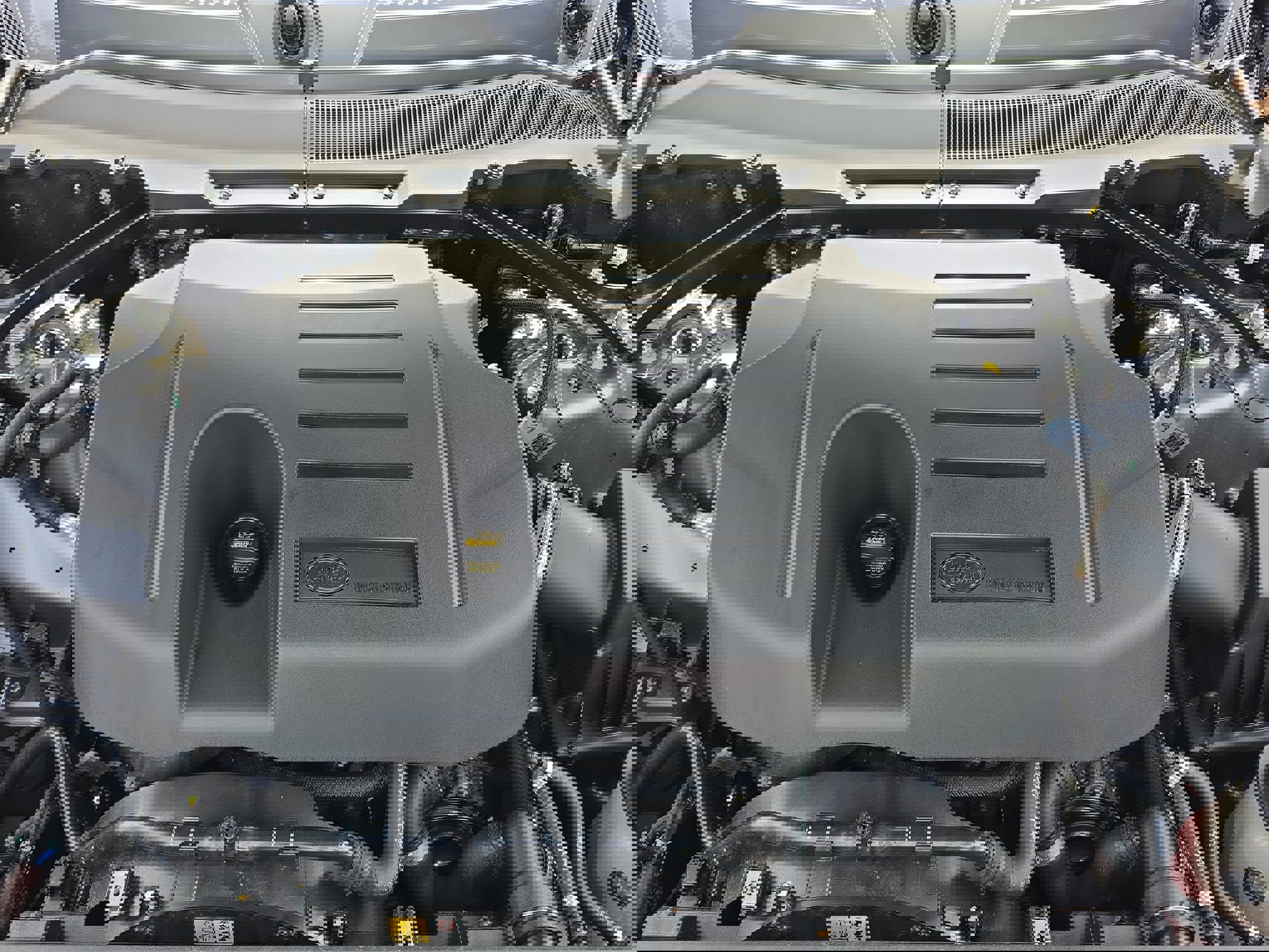 Certified 2024 Land Rover Defender 110 X-Dynamic SE image 30