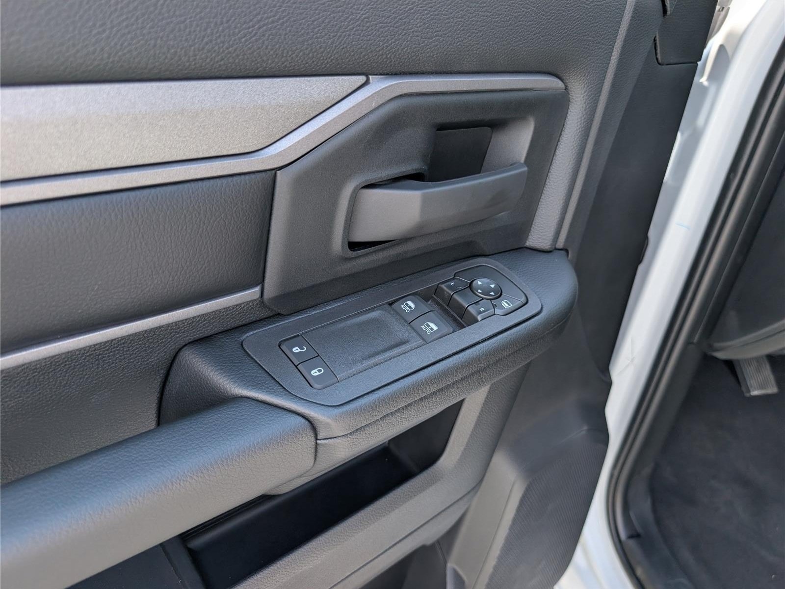 New 2026 RAM 2500 Tradesman AWD/4WD image 10
