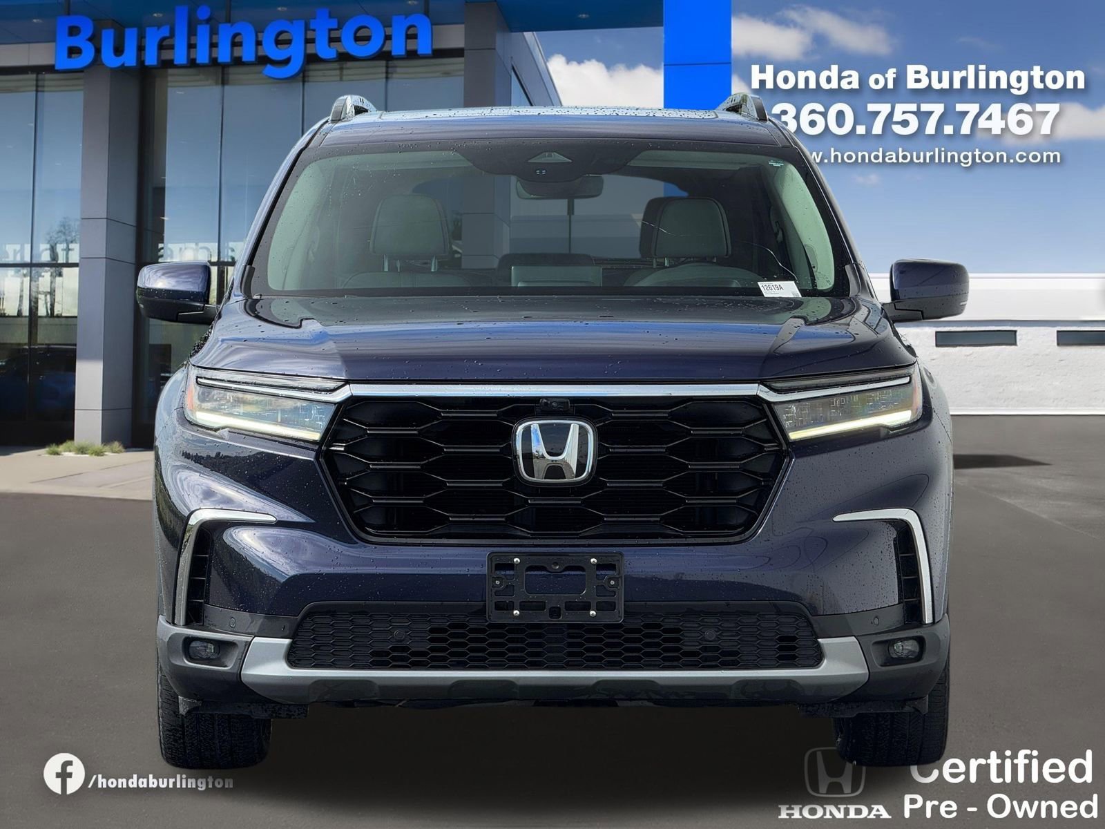Used 2023 Honda Pilot Elite image 11