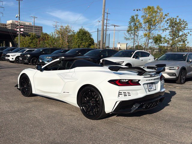 Used 2024 Chevrolet Corvette Z06 w/ Z07 Performance Package RWD image 6