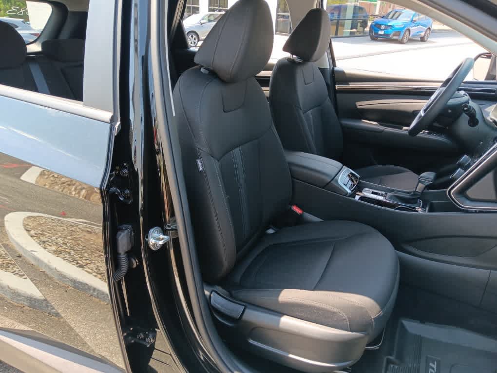 Used 2023 Hyundai Tucson SEL AWD/4WD image 16