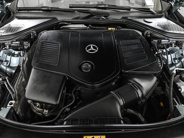 Used 2024 Mercedes-Benz E 350 4MATIC Sedan image 25