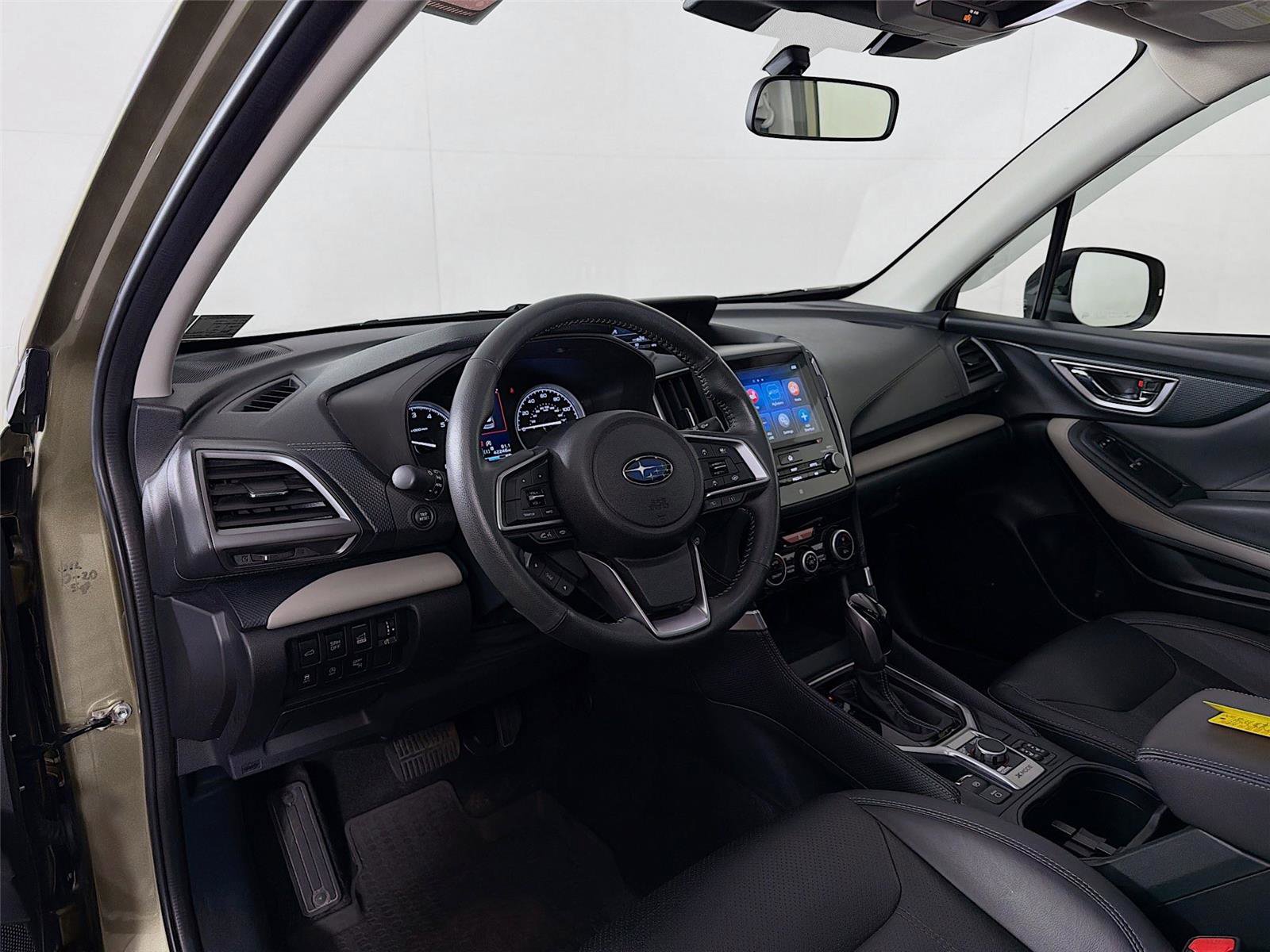 Used 2022 Subaru Forester Limited AWD/4WD image 9