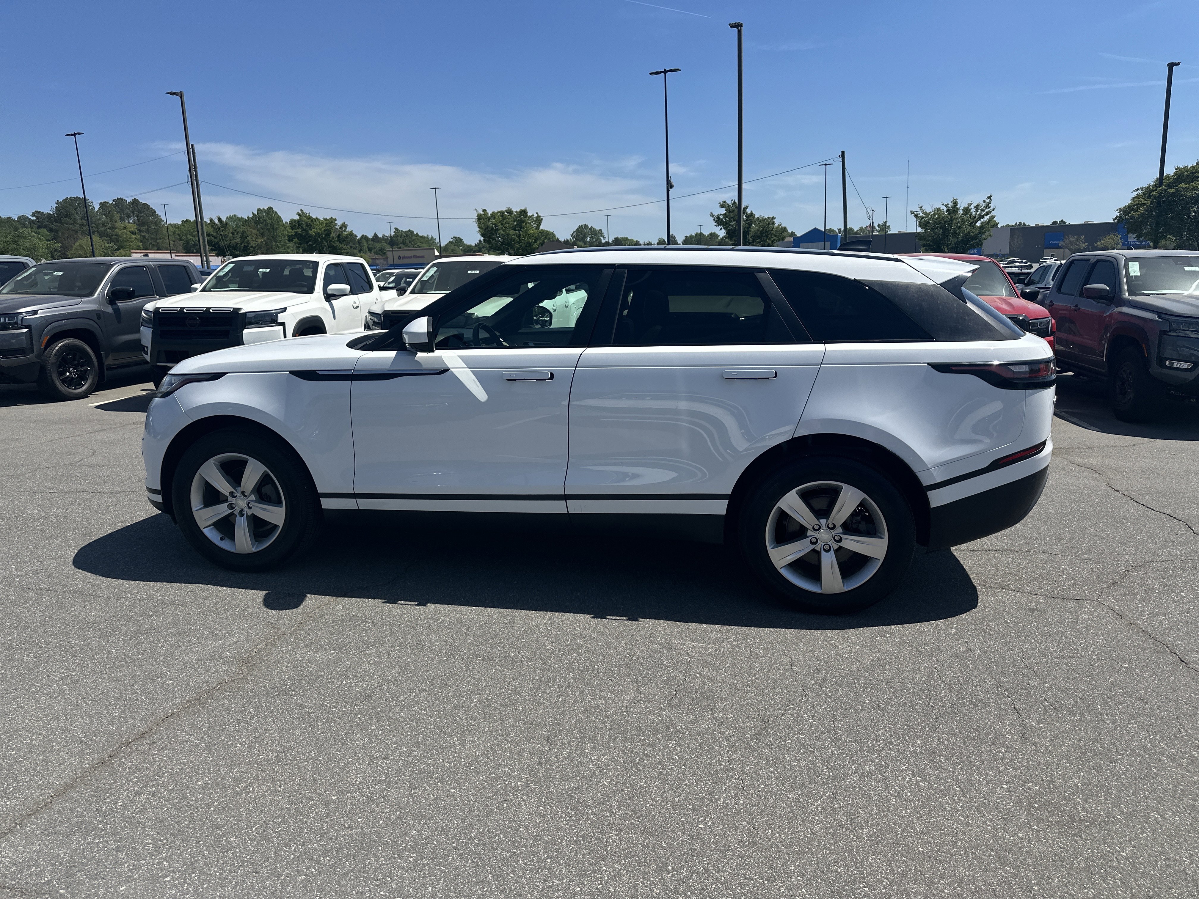 Used 2020 Land Rover Range Rover Velar S image 8