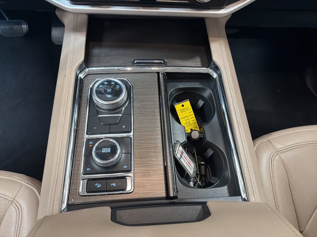 Used 2024 Ford Expedition Max Limited AWD/4WD image 22