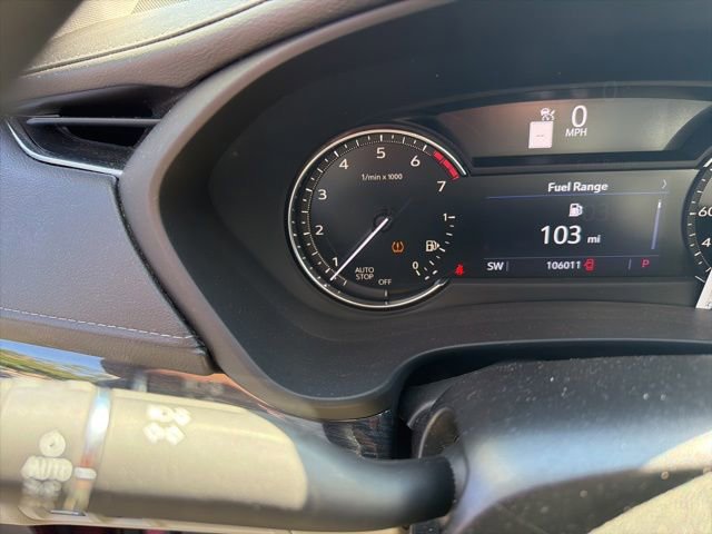 Used 2020 Cadillac XT4 Premium Luxury w/ Driver Assist Package FWD image 5