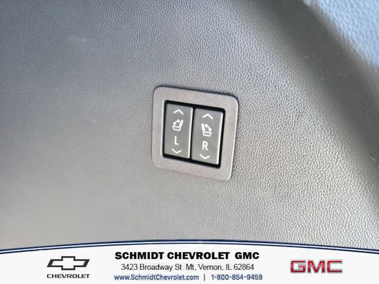 Used 2024 Buick Enclave Avenir w/ Avenir Technology Package image 10