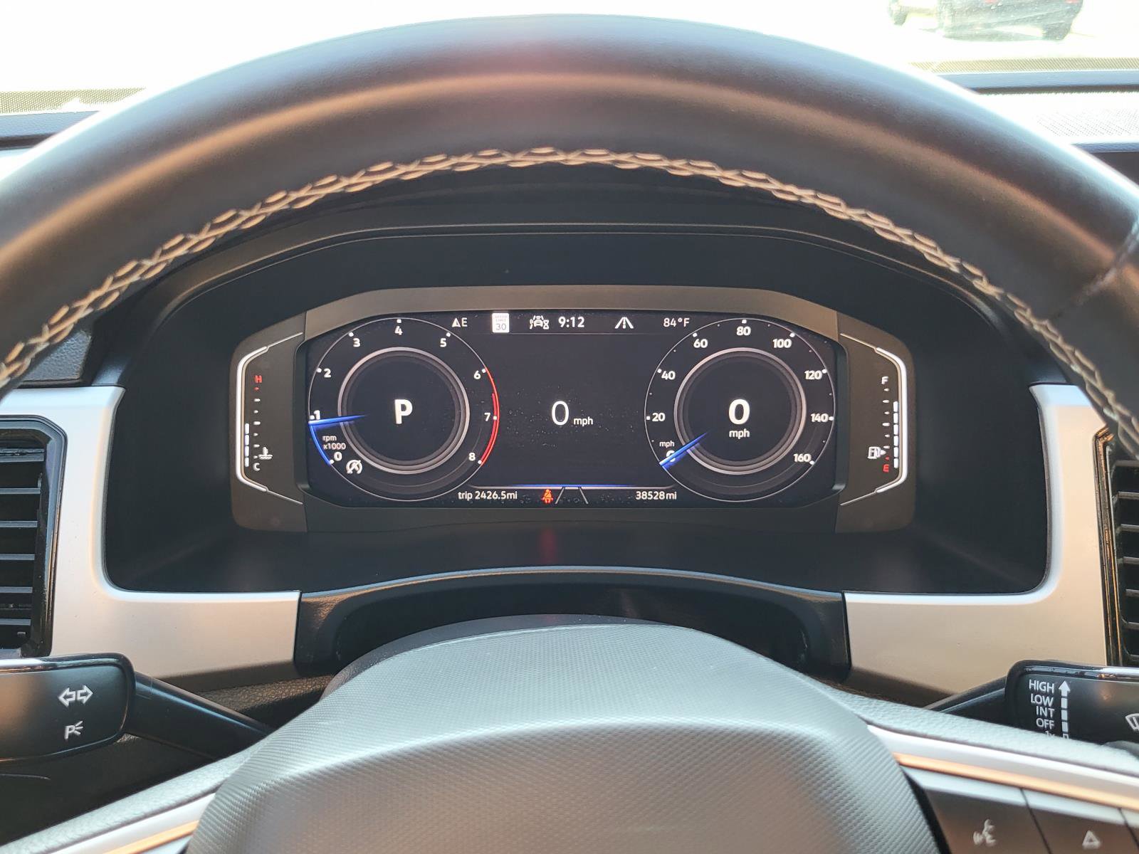 Used 2022 Volkswagen Atlas Cross Sport SEL image 25