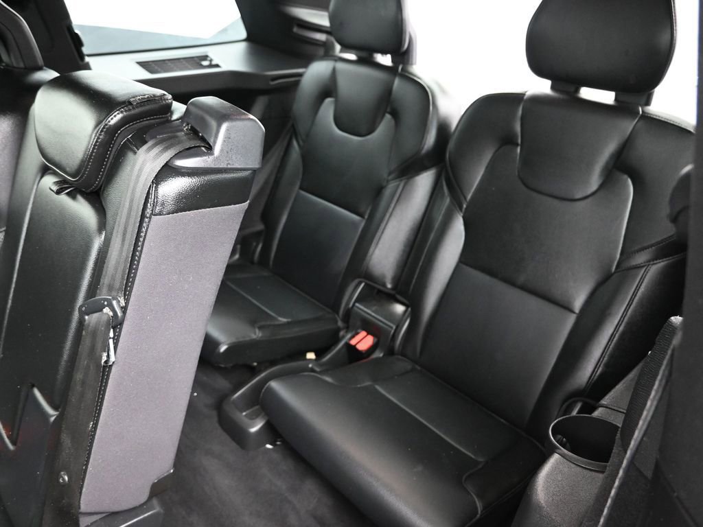 Used 2019 Volvo XC90 T5 Momentum image 27