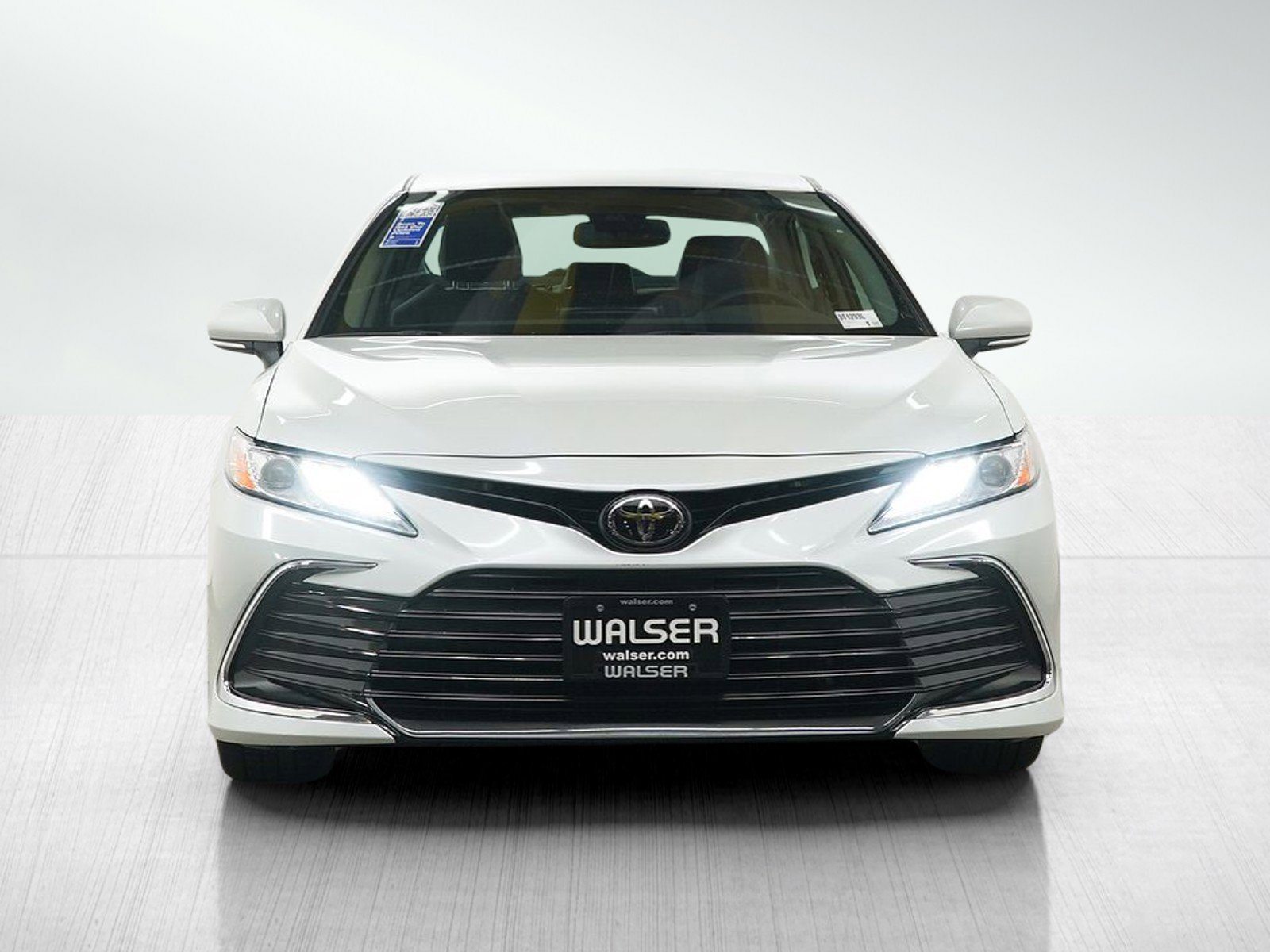 Used 2024 Toyota Camry XLE w/ Cold Weather Package image 8