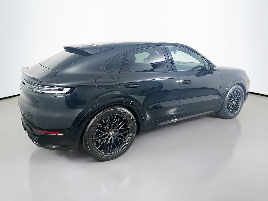 Certified 2025 Porsche Cayenne GTS image 9