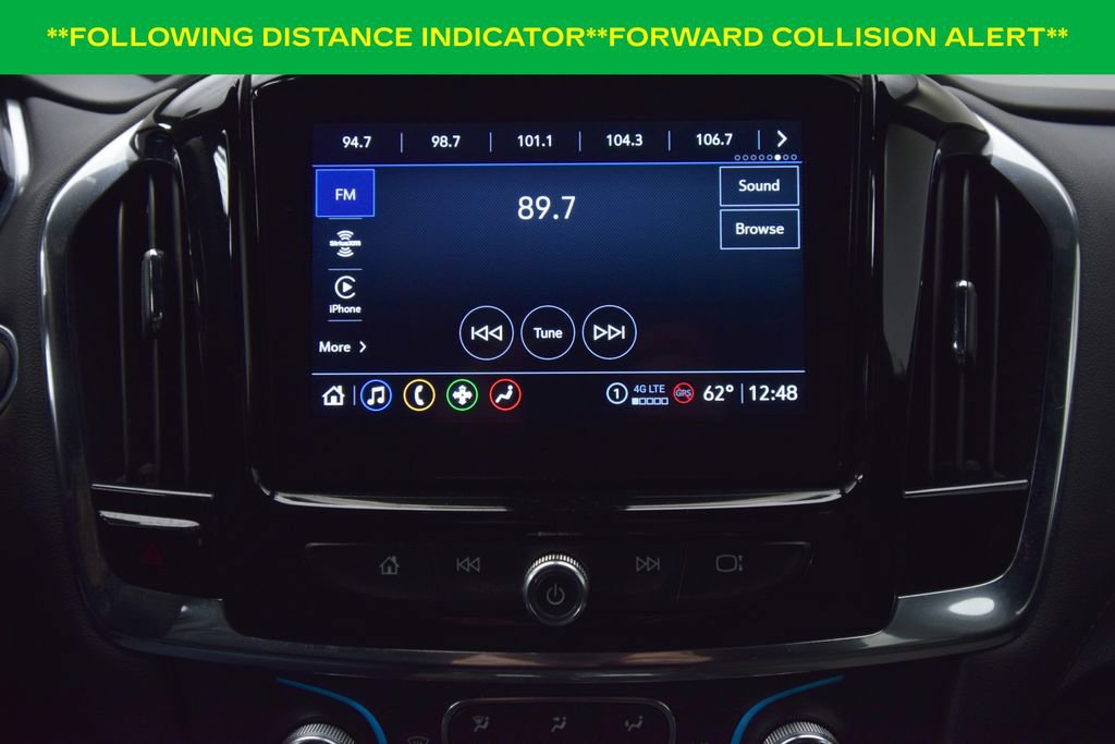 Used 2023 Chevrolet Traverse LT image 16