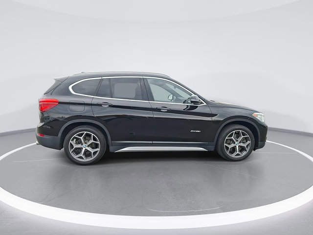 Used 2017 BMW X1 xDrive28i image 10
