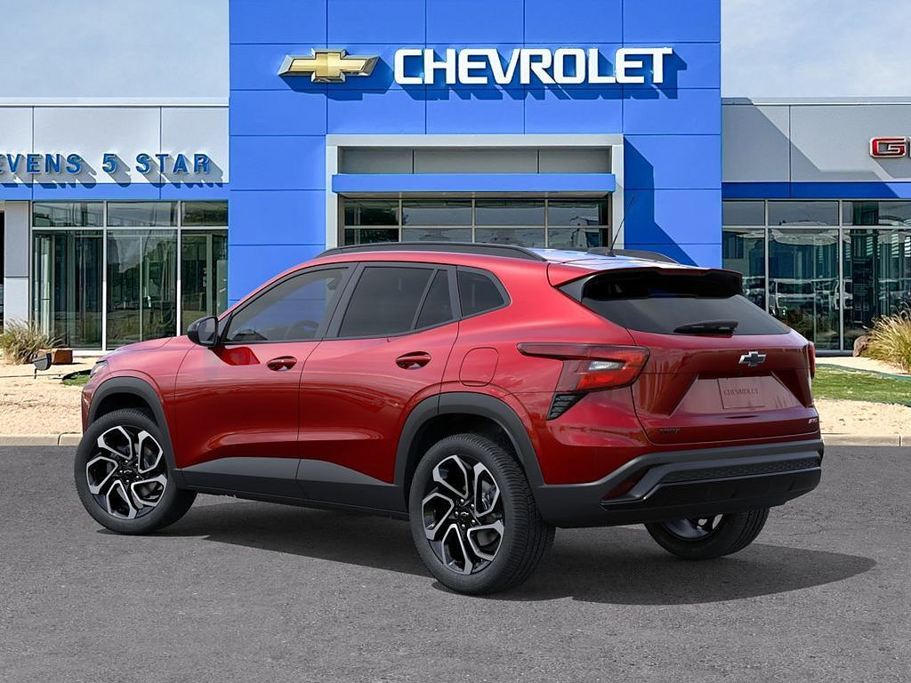 New 2026 Chevrolet Trax RS w/ Driver Confidence Package FWD image 3