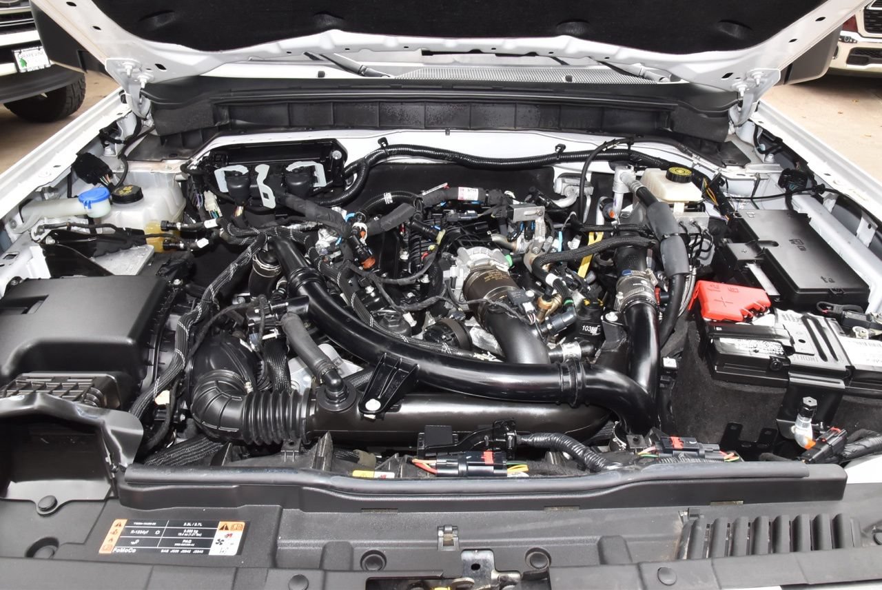 Certified 2023 Ford Bronco Big Bend w/ Sasquatch Package AWD/4WD image 46