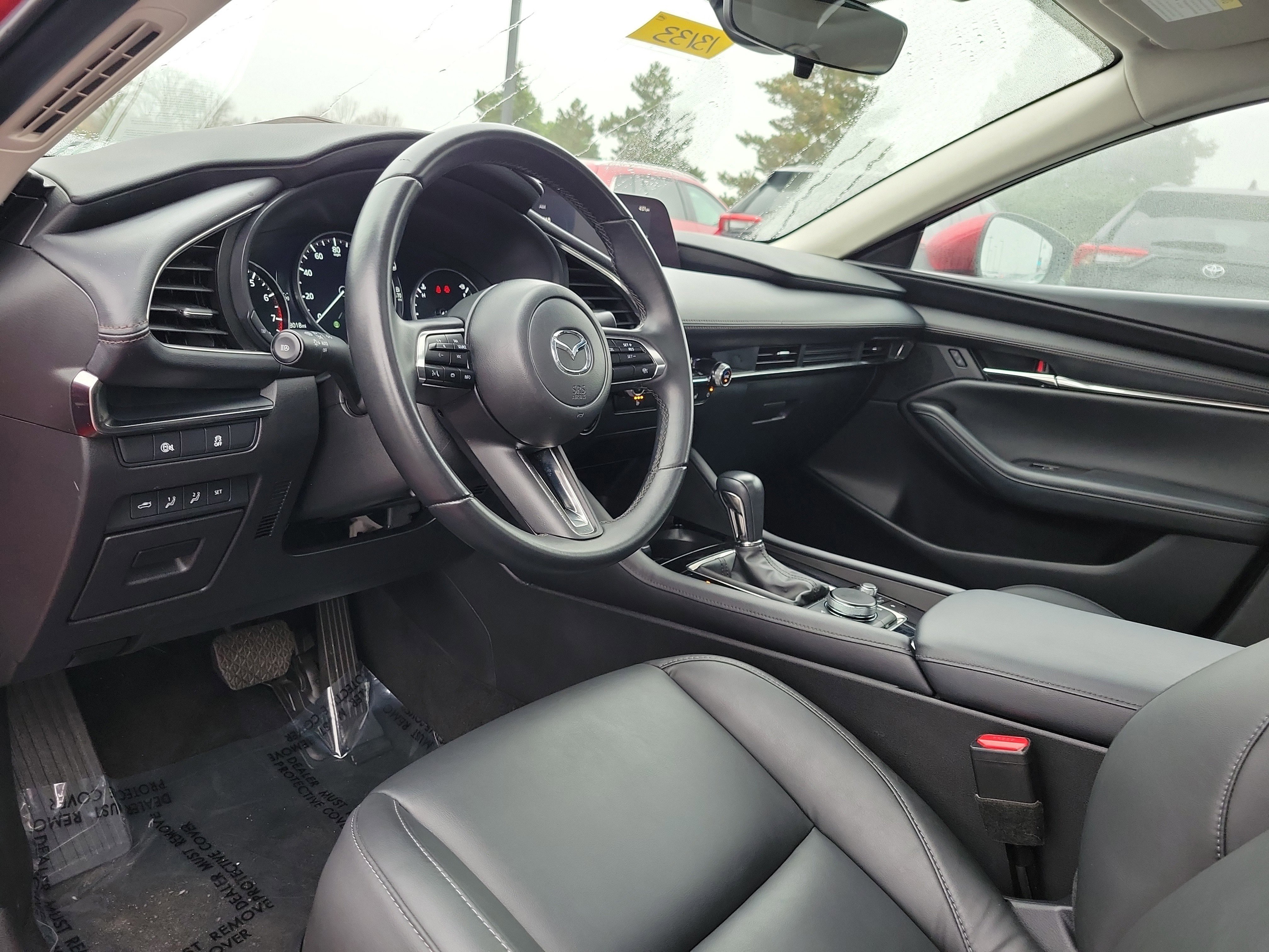 Used 2025 MAZDA MAZDA3 s image 19