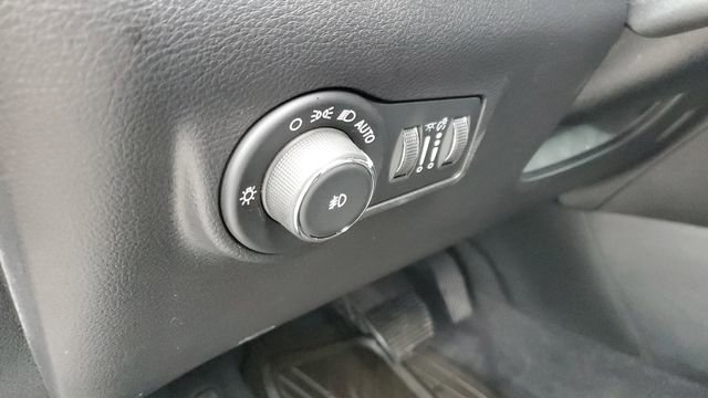 Certified 2024 Jeep Compass Latitude image 8