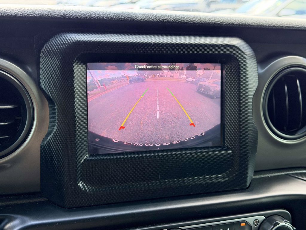Used 2022 Jeep Wrangler Unlimited Sport AWD/4WD image 18