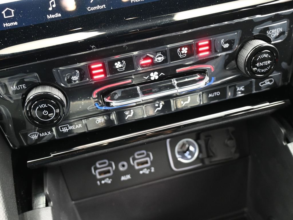 Used 2024 Jeep Grand Cherokee Overland image 31