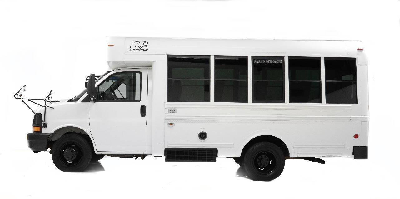 Used 2004 Chevrolet Express 3500 3500 2dr Commercial/Cutaway/Ch w/ School Bus Package image 6