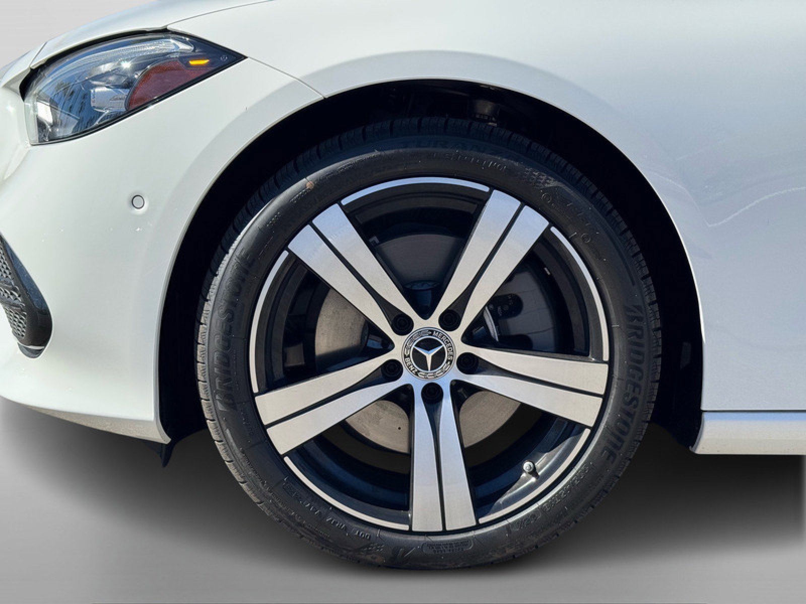 New 2025 Mercedes-Benz C 300 4MATIC Sedan image 10