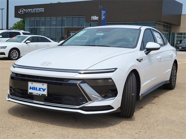 New 2025 Hyundai Sonata SEL image 2