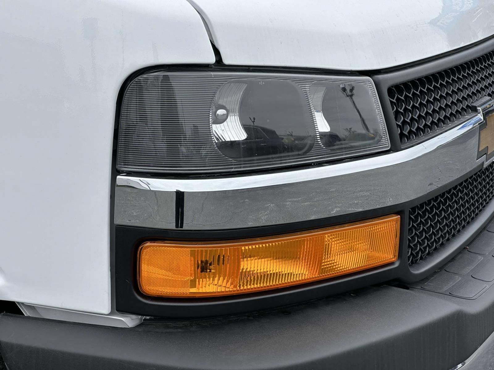 New 2024 Chevrolet Express 3500 w/ Power Convenience Package RWD image 23