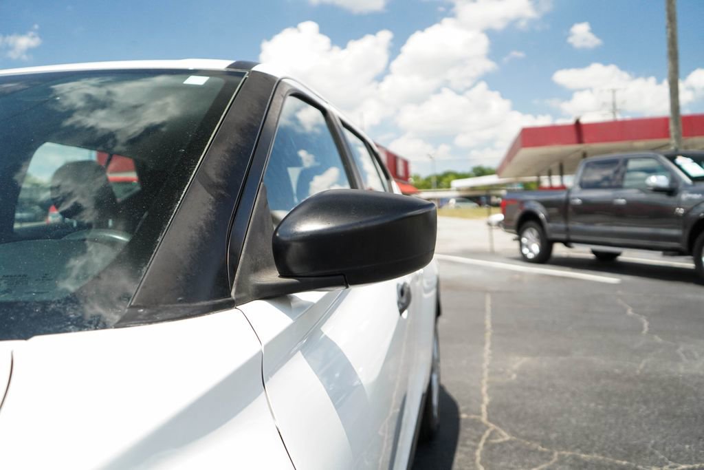 Used 2020 Nissan Kicks S FWD image 21